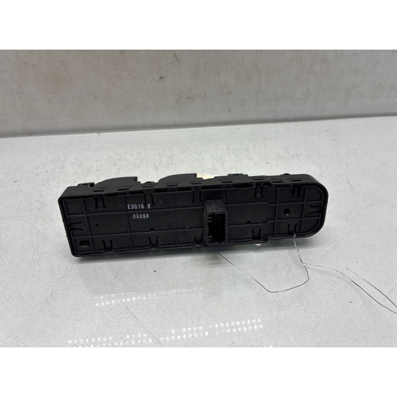 Interrupteur de leve vitre avant gauche RENAULT GRAND SCENIC 3 Photo n°3