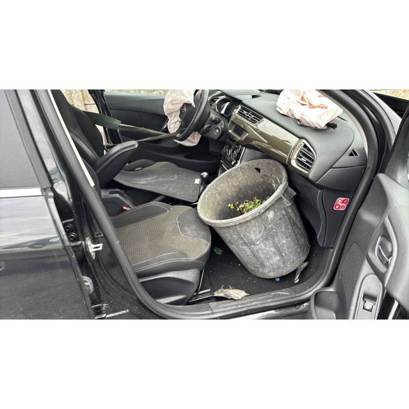 Custode avant gauche (porte) CITROEN C3 2 Photo n°6