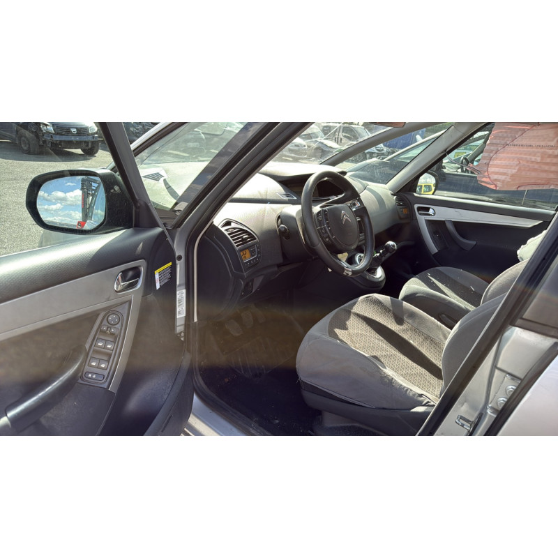 Anti brouillard arriere gauche CITROEN C4 PICASSO 1 Photo n°14