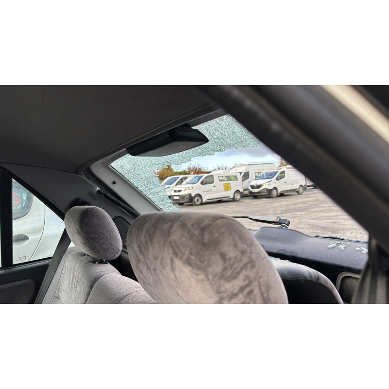 Capot CITROEN SAXO Photo n°19