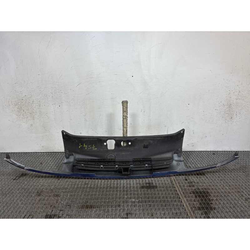 Calandre RENAULT CLIO 2 Photo n°4