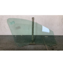 Vitre avant gauche PEUGEOT 206