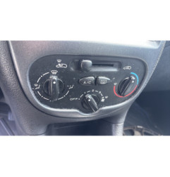 Vitre avant gauche PEUGEOT 206