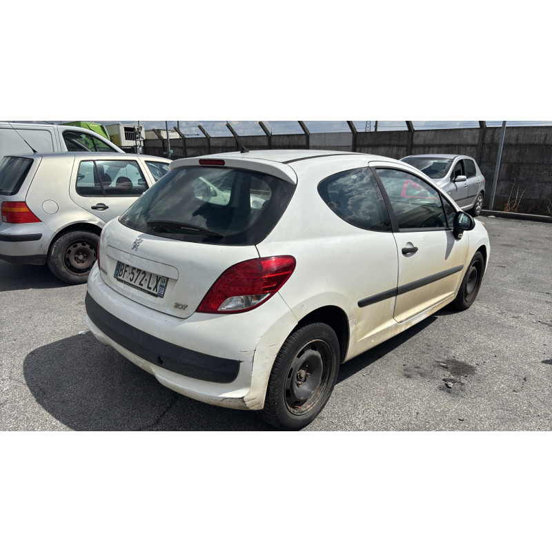 Feu arriere principal gauche (feux) PEUGEOT 207 Photo n°8