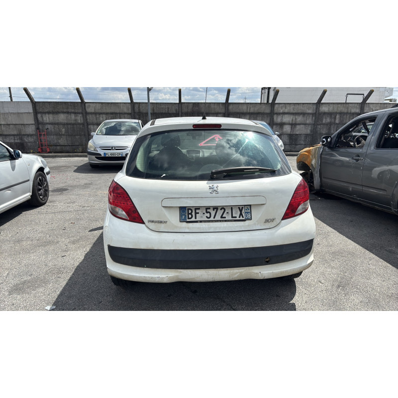 Feu arriere principal gauche (feux) PEUGEOT 207 Photo n°10
