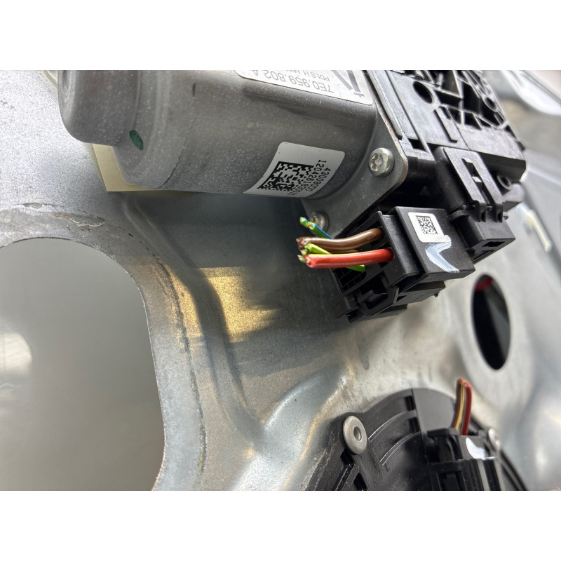 Leve vitre electrique avant droit VOLKSWAGEN TRANSPORTER 5 Photo n°4