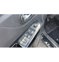 Retroviseur droit RENAULT CAPTUR 1