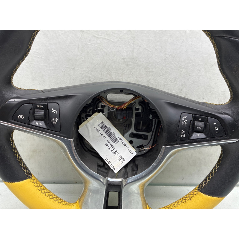 Volant OPEL ADAM Photo n°3