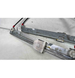 Leve vitre electrique avant gauche FORD FIESTA 6 Photo n°1