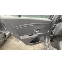 Poignee porte arriere droit RENAULT MEGANE 3