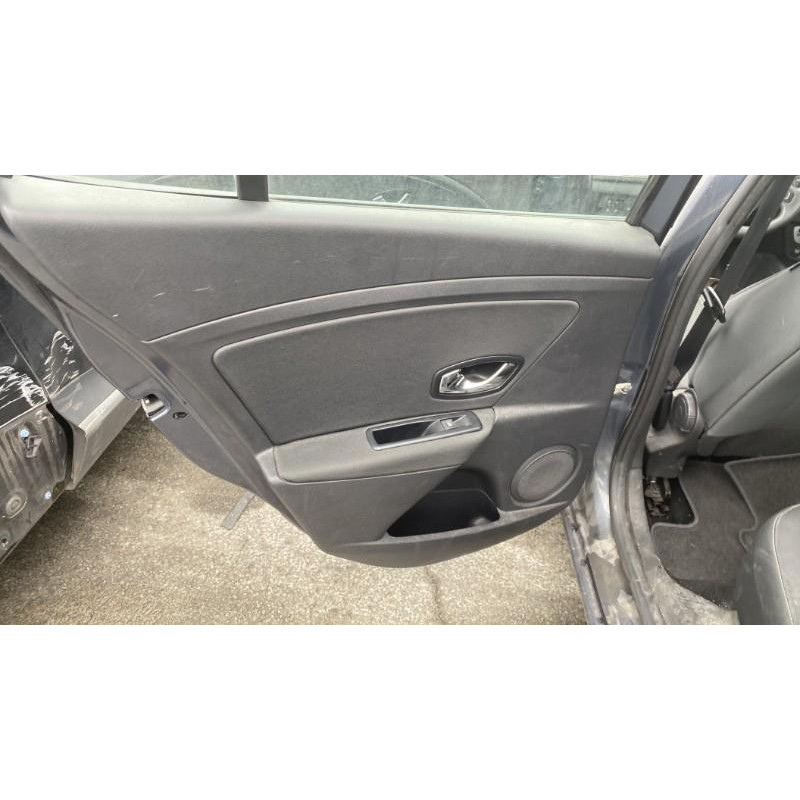 Poignee porte arriere droit RENAULT MEGANE 3 Photo n°20