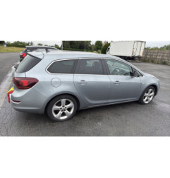 Aile avant gauche OPEL ASTRA J SPORTS