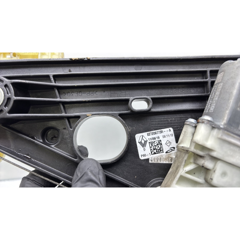 Leve vitre electrique arriere droit RENAULT CLIO 5 Photo n°5