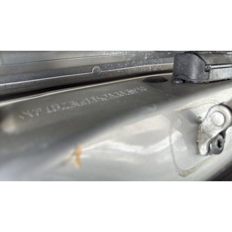 Vitre avant gauche RENAULT MEGANE 3 Photo n°3