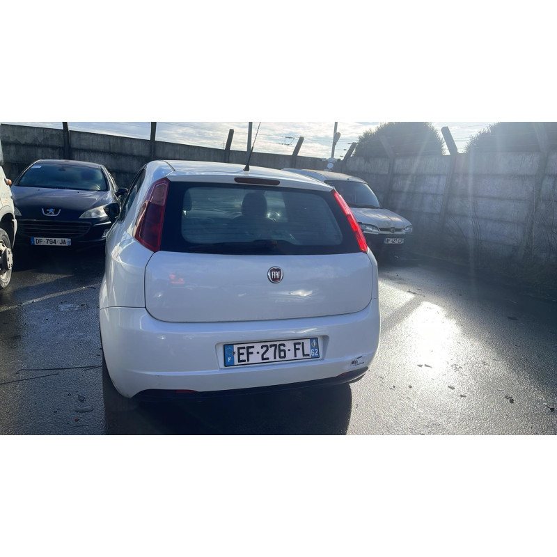 Optique avant principal droit (feux)(phare) FIAT GRANDE PUNTO Photo n°10