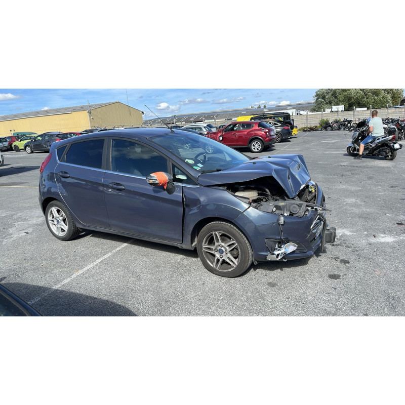 Porte avant droit FORD FIESTA 6 Photo n°17