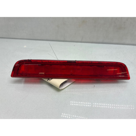 Feu arriere stop central TOYOTA YARIS 3