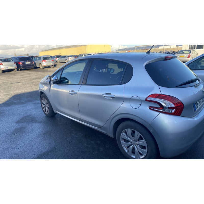 Compresseur clim PEUGEOT 208 1 Photo n°10