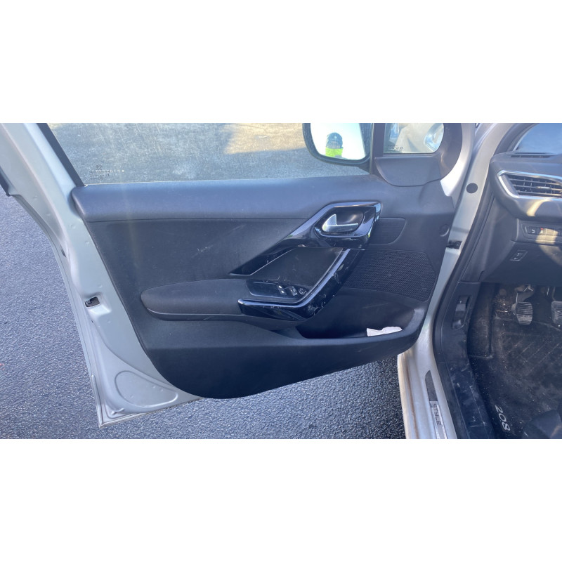 Compresseur clim PEUGEOT 208 1 Photo n°13