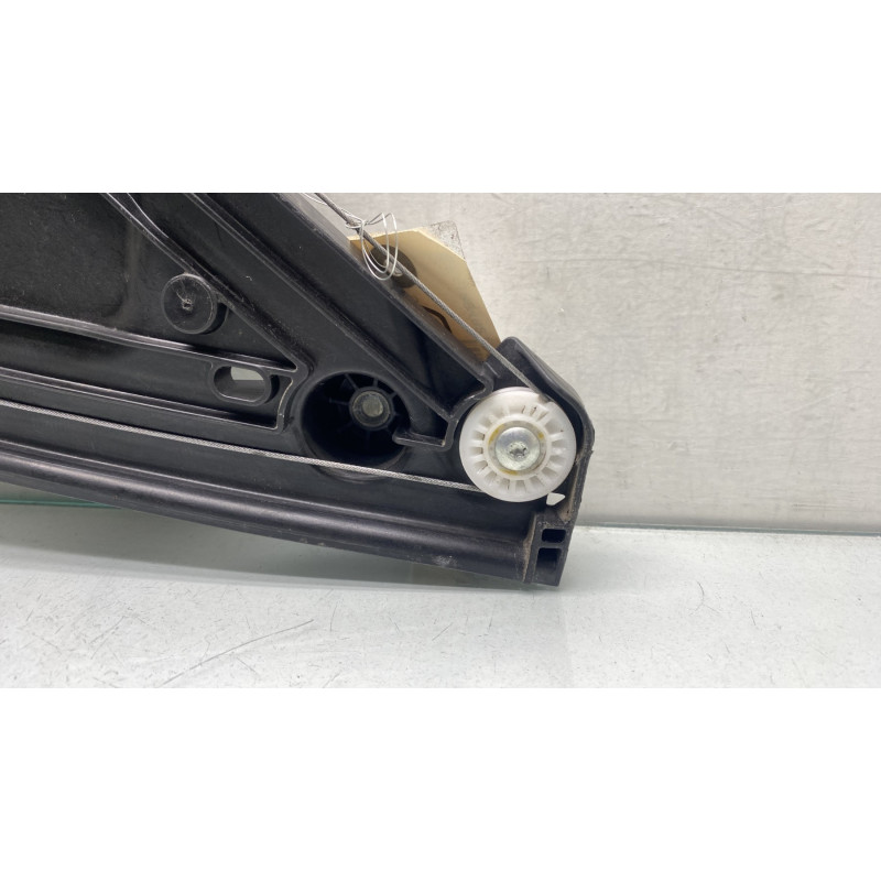 Leve vitre electrique arriere droit RENAULT CLIO 5 Photo n°3
