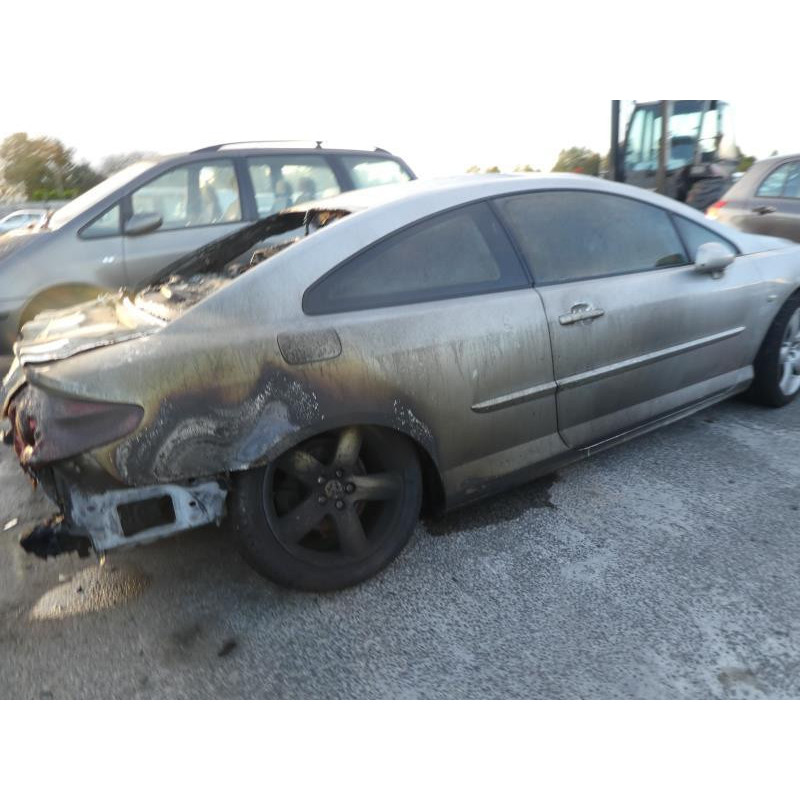 Capot PEUGEOT 407 Photo n°8