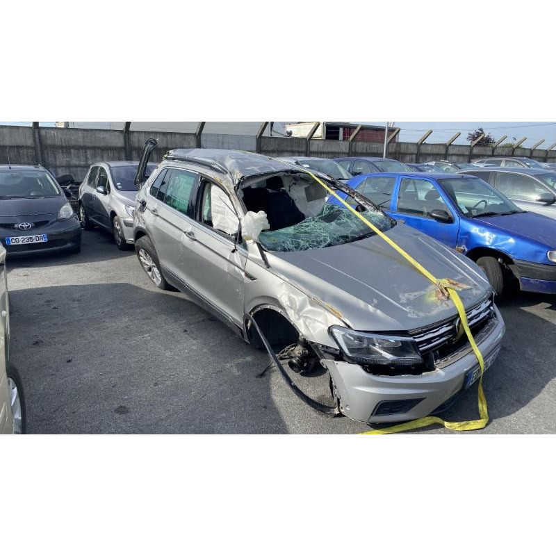 Leve vitre electrique avant droit VOLKSWAGEN TIGUAN 2 Photo n°18