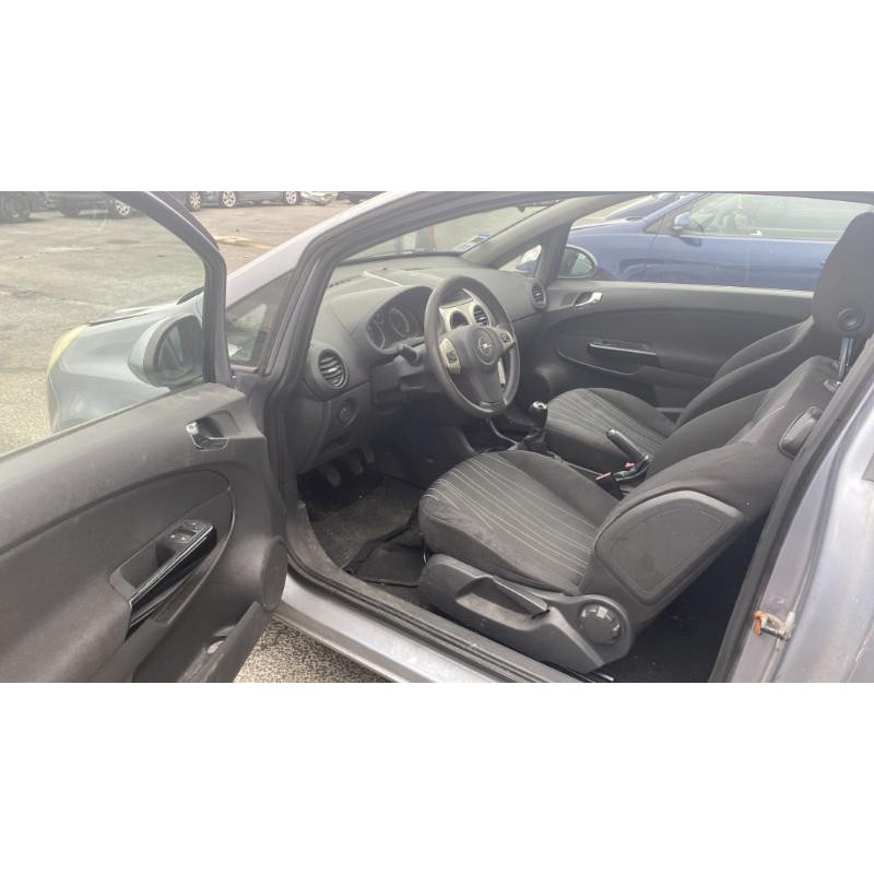 Capot OPEL CORSA D Photo n°12