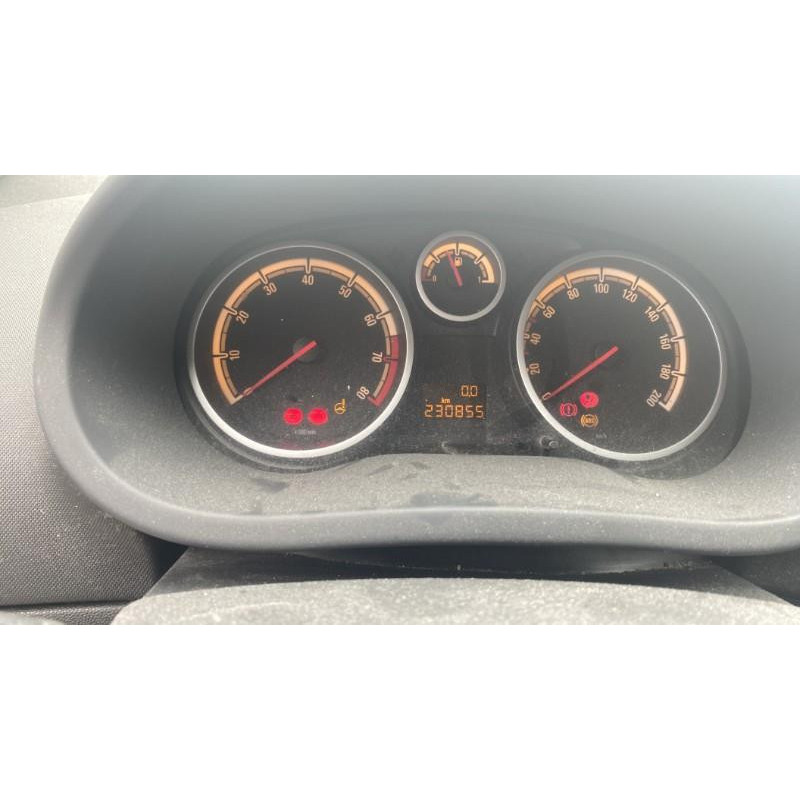 Capot OPEL CORSA D Photo n°14