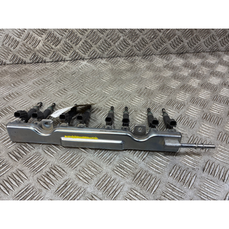 Rampe injection NISSAN JUKE 1 Photo n°3