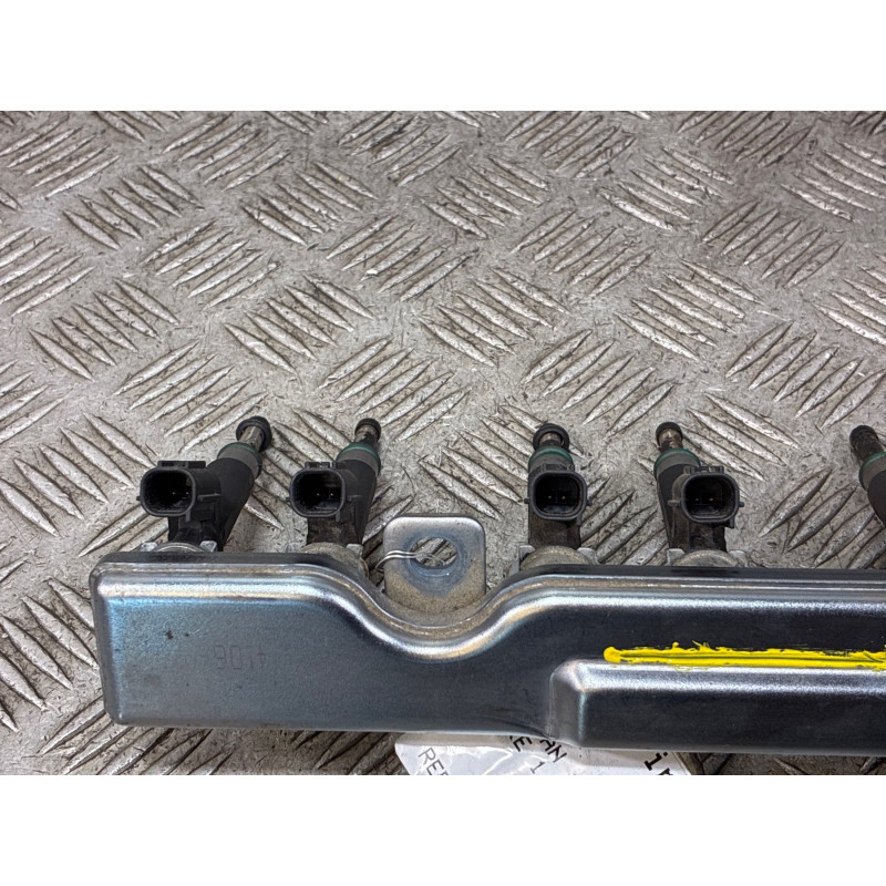 Rampe injection NISSAN JUKE 1 Photo n°4