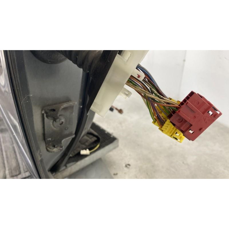 Porte avant droit PEUGEOT 5008 1 Photo n°8