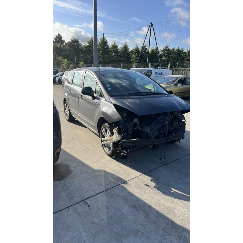 Porte avant droit PEUGEOT 5008 1 Photo n°17