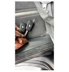 Porte avant droit PEUGEOT 3008 1