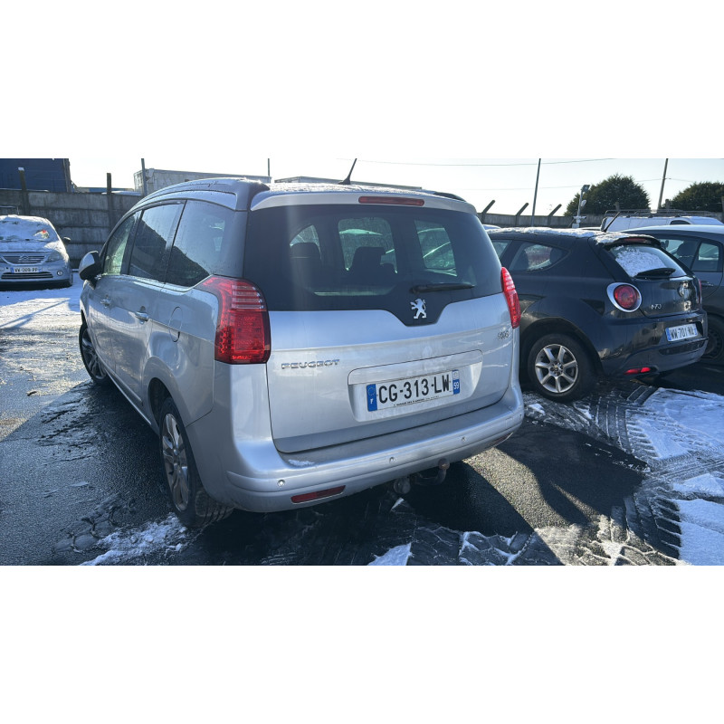 Porte avant gauche PEUGEOT 5008 1 Photo n°8