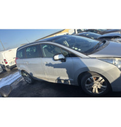 Porte avant gauche PEUGEOT 5008 1