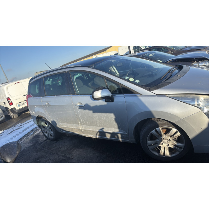 Porte avant gauche PEUGEOT 5008 1 Photo n°20