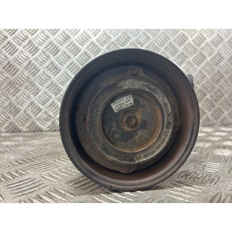 Compresseur clim TOYOTA RAV4 2 Photo n°3