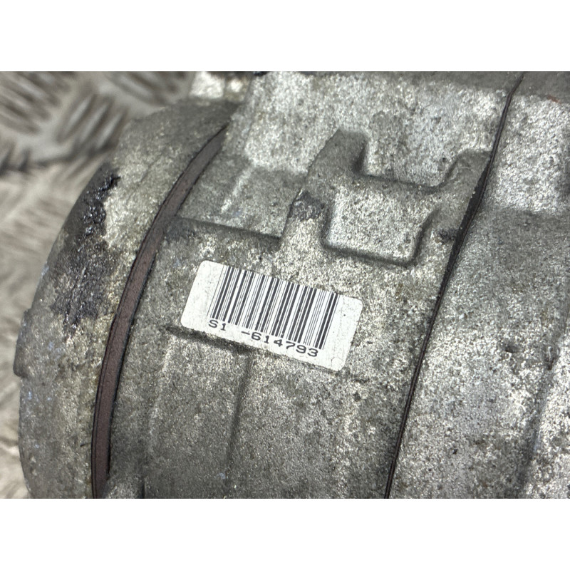 Compresseur clim TOYOTA RAV4 2 Photo n°4
