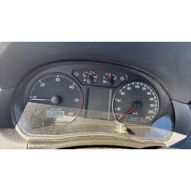 Plage arriere VOLKSWAGEN POLO 4 Photo n°19