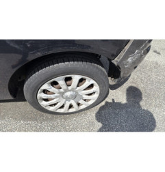 Aile avant droit FORD FIESTA 6