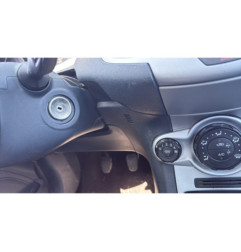 Aile avant droit FORD FIESTA 6
