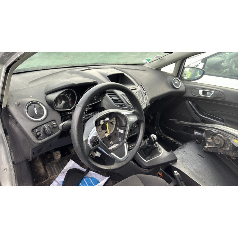 Poignee porte avant gauche FORD FIESTA 6 Photo n°16