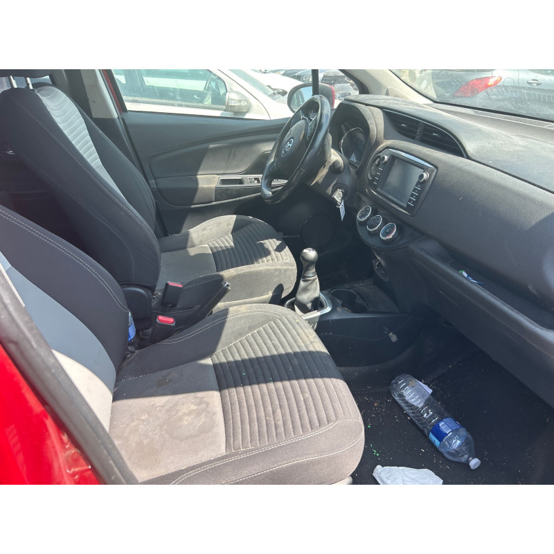 TOYOTA YARIS 3 PHASE 2 1.0 VVTI - 12V Photo n°8