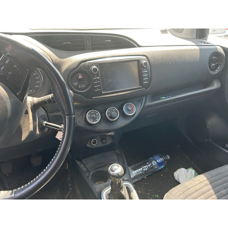 TOYOTA YARIS 3 PHASE 2 1.0 VVTI - 12V Photo n°14