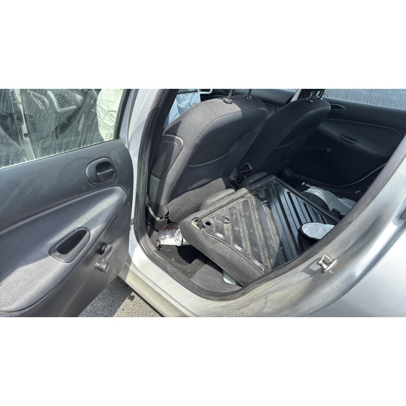 Feu arriere principal droit (feux) PEUGEOT 206+ Photo n°18