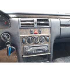 Retroviseur droit MERCEDES CLASSE E 210