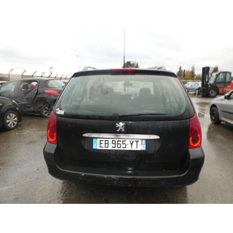 Pare choc arriere PEUGEOT 307 Photo n°17