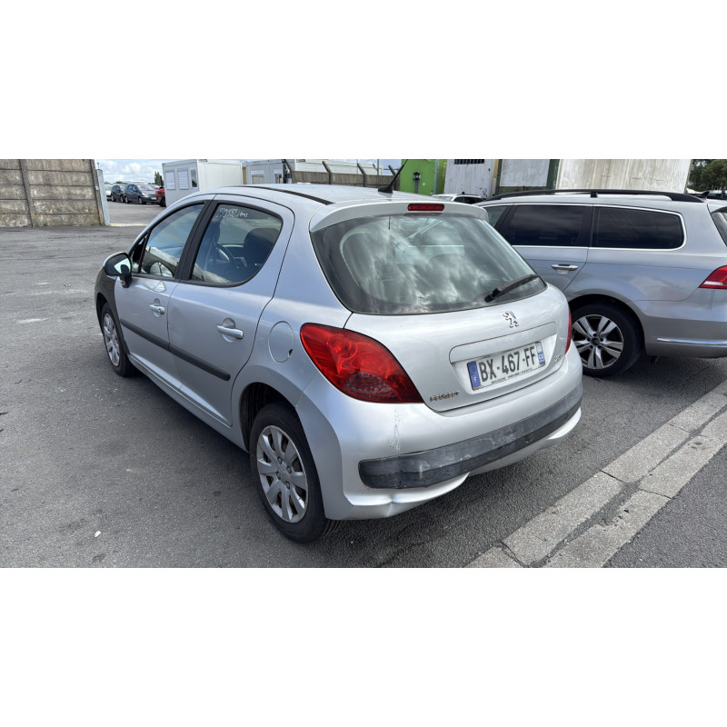 Pare choc avant PEUGEOT 207 Photo n°13
