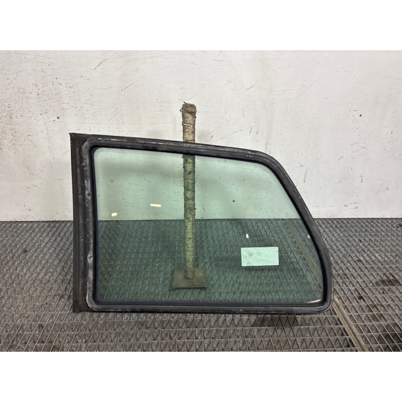 Custode arriere droit PEUGEOT 106 Photo n°3
