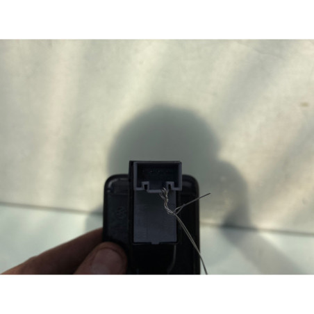 Interrupteur de leve vitre avant droit VOLKSWAGEN POLO 5